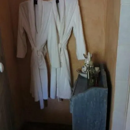 Frühstückspension D'hotes De Charme Le Bartas Nîmes