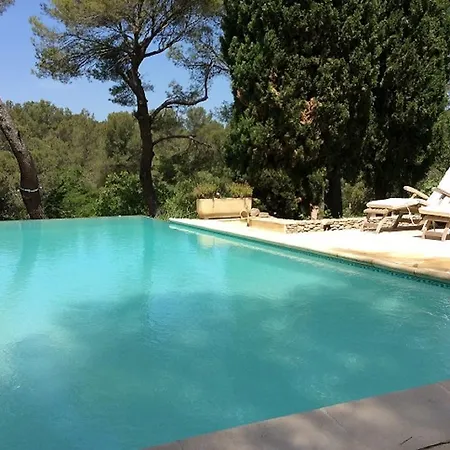 D'hotes De Charme Le Bartas * Nîmes