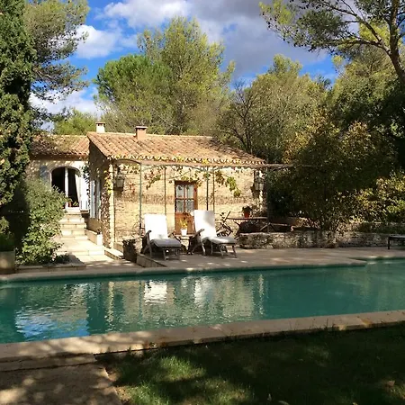 D'hotes De Charme Le Bartas Frühstückspension Nîmes